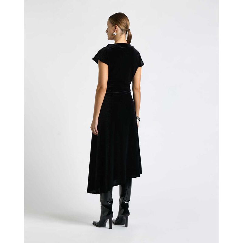 Cue Crinkle Velvet Midi Dress image number 1
